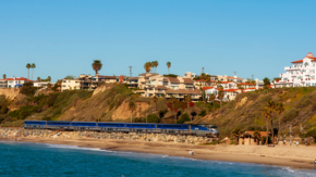 USA Kalifornien Amtrak Pacific Surfliner San Clemente iStock Jonathan W. Cohen.jpg